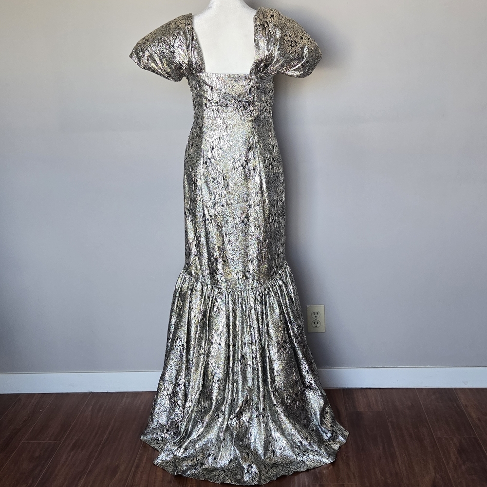 Victor Costa Metallic Silver Puff-Sleeve Maxi Gown